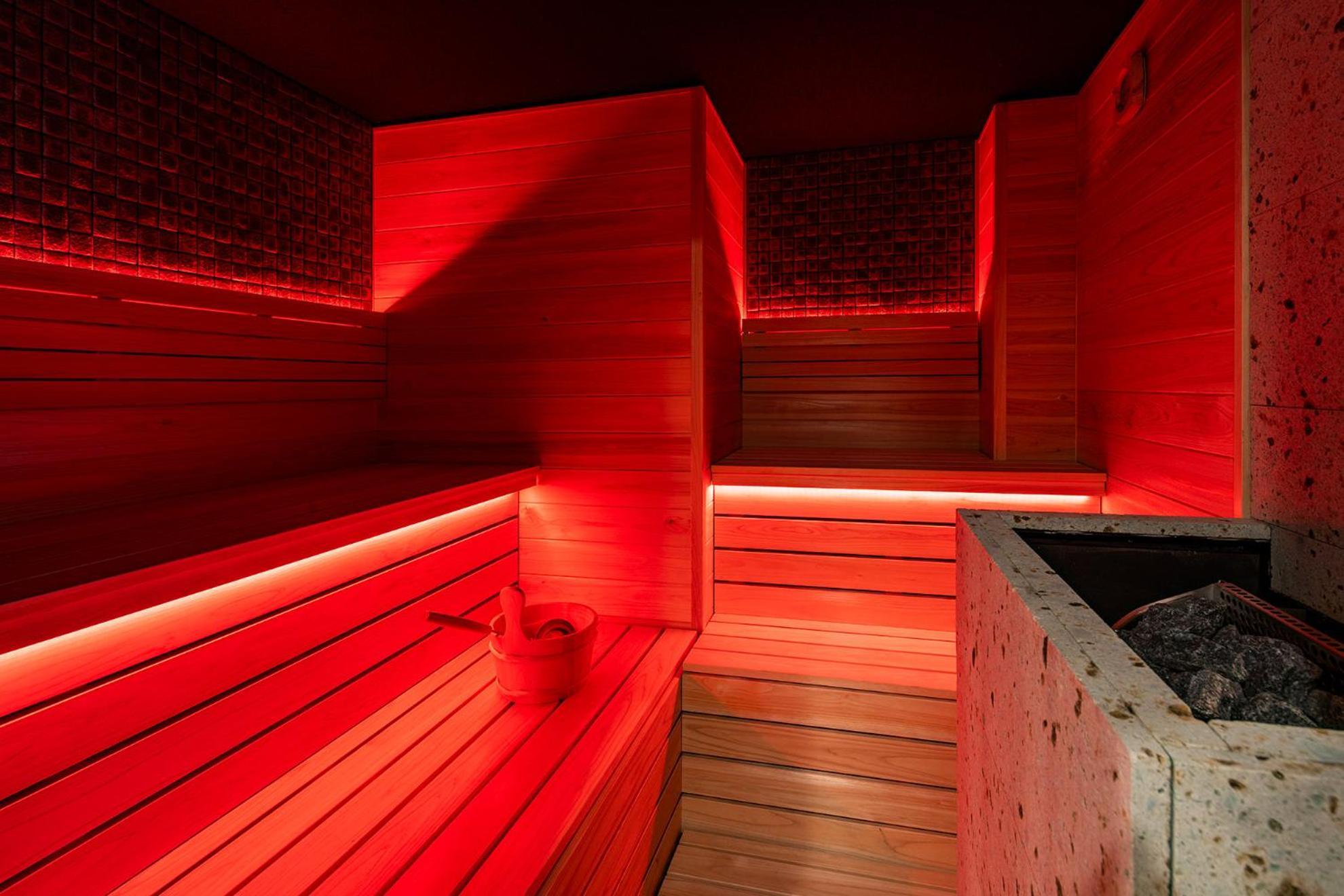 Section L Ueno-Hirokoji Aparthotel Tokyo Ngoại thất bức ảnh